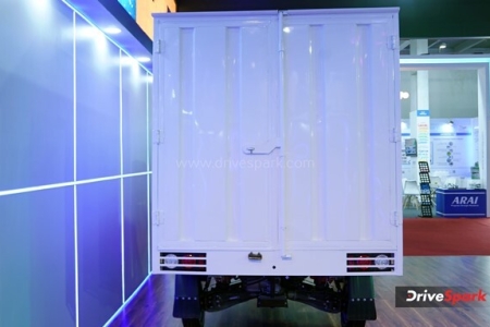 OSM Rage Plus ECV Photos - Auto Expo 2023 Images