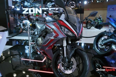 QJMotor SRK400 RR Photos - Auto Expo 2023 Images