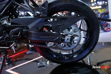 QJMotor SRK400 RR Photos - Auto Expo 2023 Images