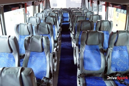 SML Isuzu Executive LX CNG Turbo Photos - Auto Expo 2023 Images