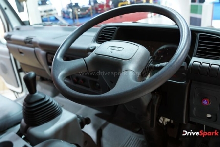 SML Isuzu Samrat GS 24ft MS Container Photos - Auto Expo 2023 Images