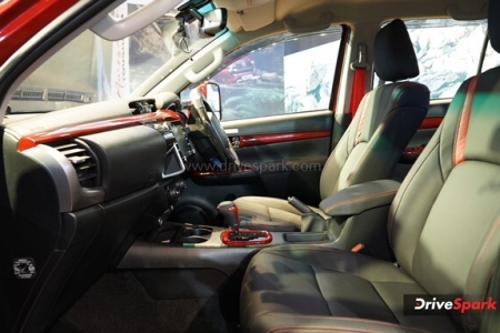 Toyota Hilux Extreme Off-Road Concept Photos - Auto Expo 2023 Images