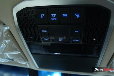 Toyota Land Cruiser LC300 Photos - Auto Expo 2023 Images