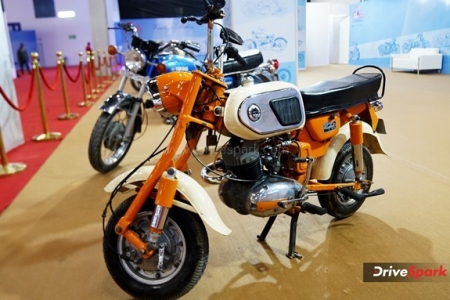 Vintage Bike Stall Photos - Auto Expo 2023 Images