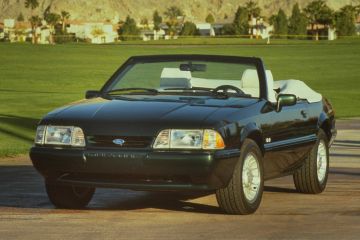 1990 Ford Mustang