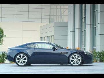 2003 Aston Martin AMV8 Vantage Concept