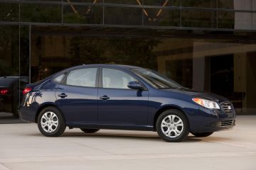 2010 Hyundai Elantra Blue