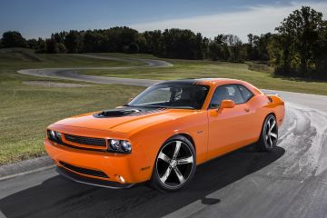 2014 Dodge Challenger RT Shaker