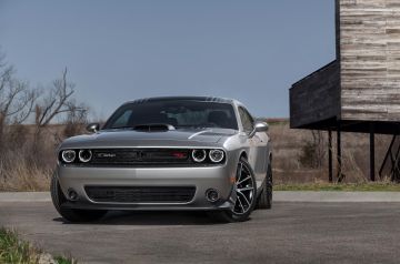 2015 Dodge Challenger RT Shaker