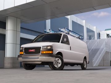 2016 GMC Savana Cargo Van