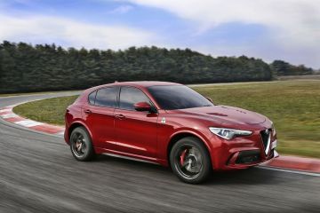 2018 Alfa Romeo Stelvio Quadrifoglio