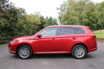 2019 Mitsubishi Outlander PHEV UK