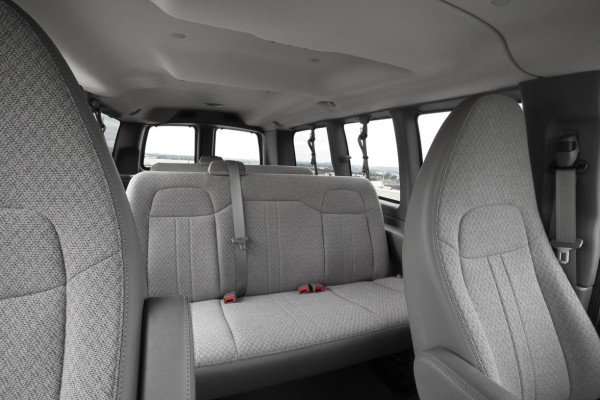 2016 gmc savana passenger