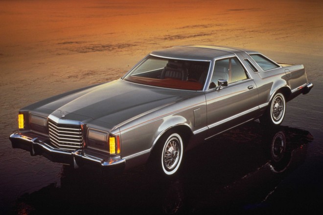 1977 Ford Thunderbird Wallpapers