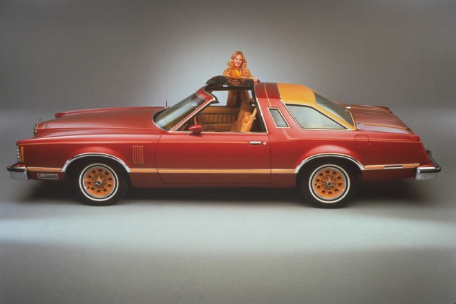 1977 Ford Thunderbird Wallpapers