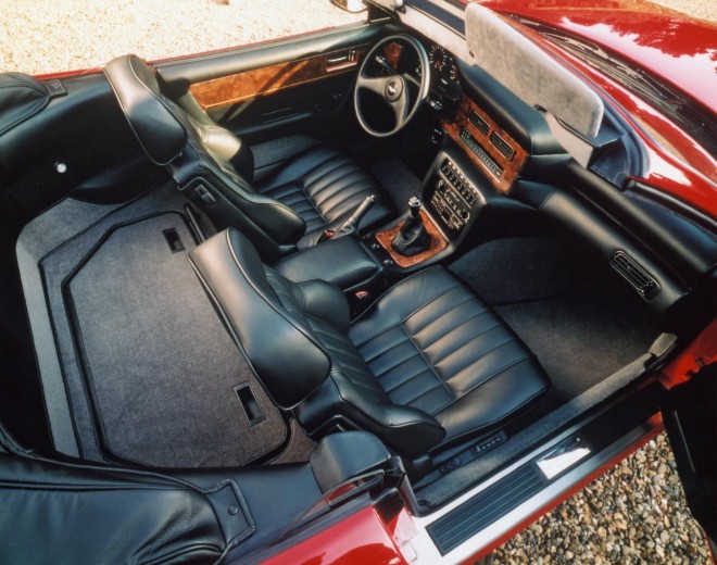 1982 Aston Martin V8 Volante Wallpapers