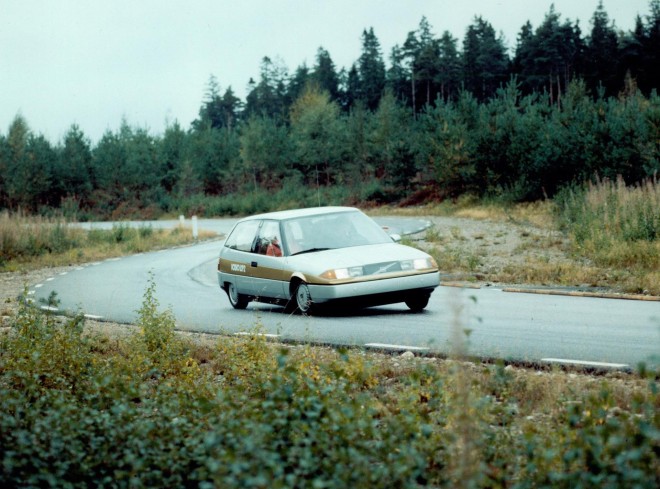 1983 Volvo LCP2000 Wallpapers