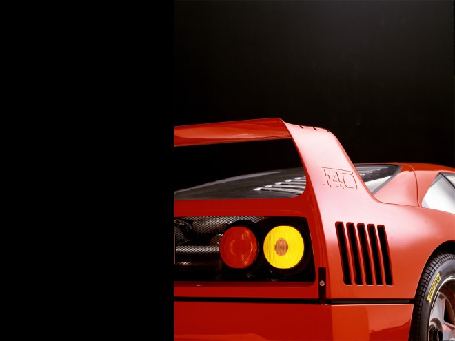 1987 Ferrari F40 Wallpapers