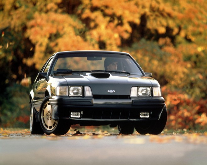 1990 Ford Mustang Wallpapers