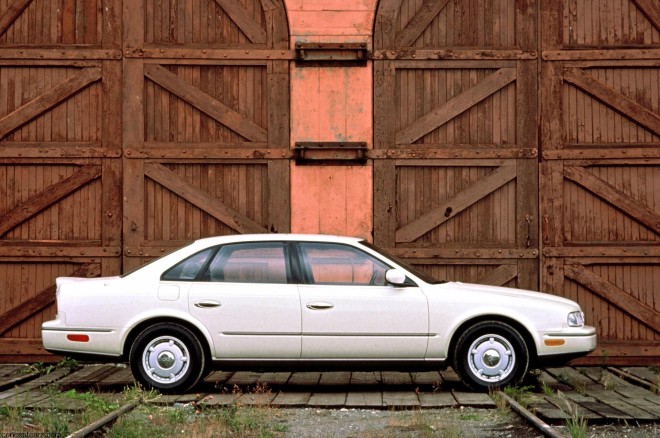 1990 Infiniti Q45 Wallpapers