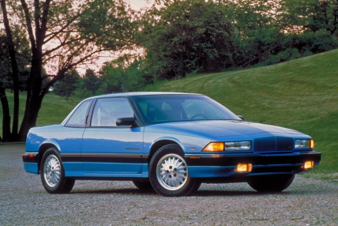 1992 Buick Regal Wallpapers