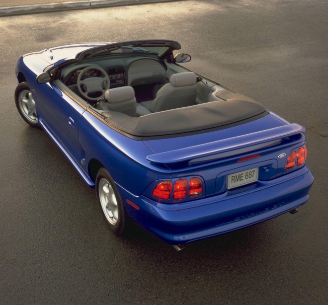 1998 Ford Mustang Wallpapers