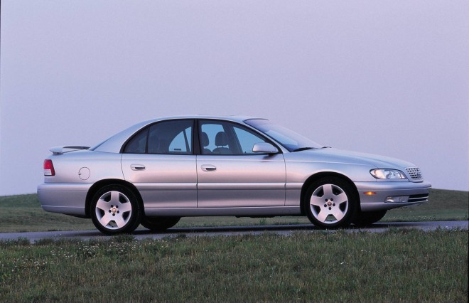 2000 Cadillac Catera Wallpapers