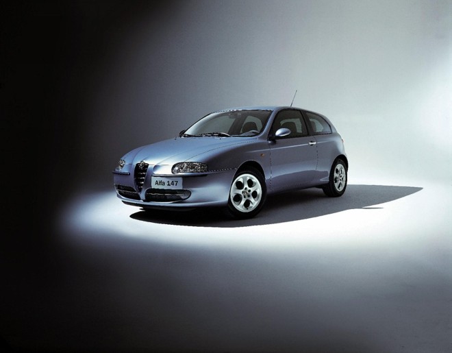 2001 Alfa Romeo 147 Wallpapers