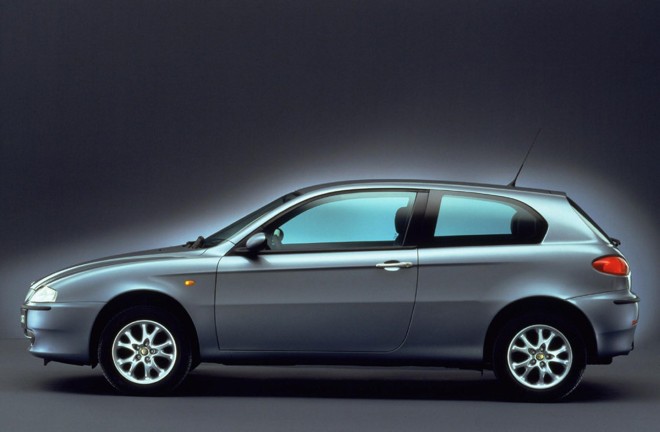 2001 Alfa Romeo 147 Wallpapers