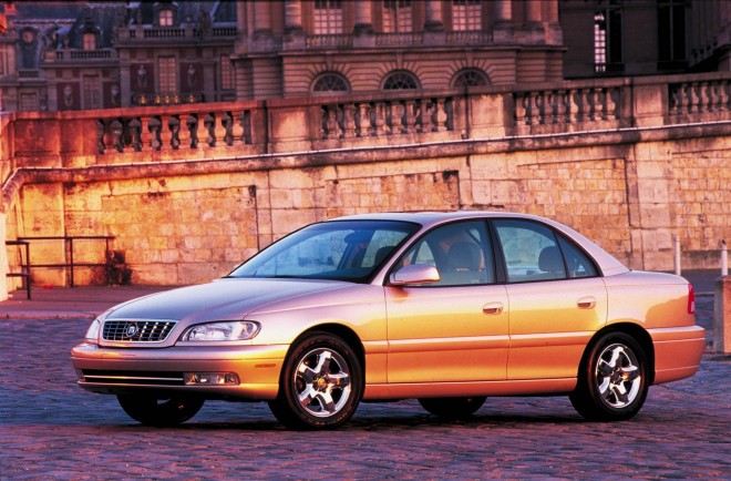 2001 Cadillac Catera Wallpapers