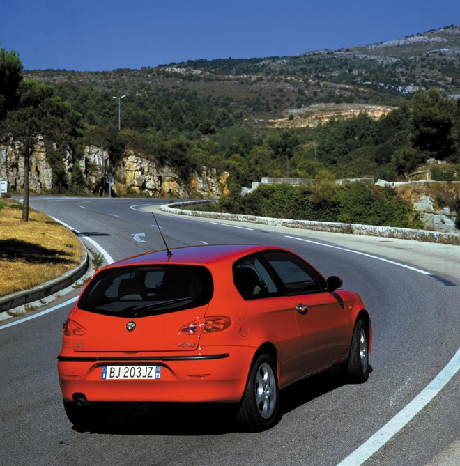 2002 Alfa Romeo 147 Wallpapers