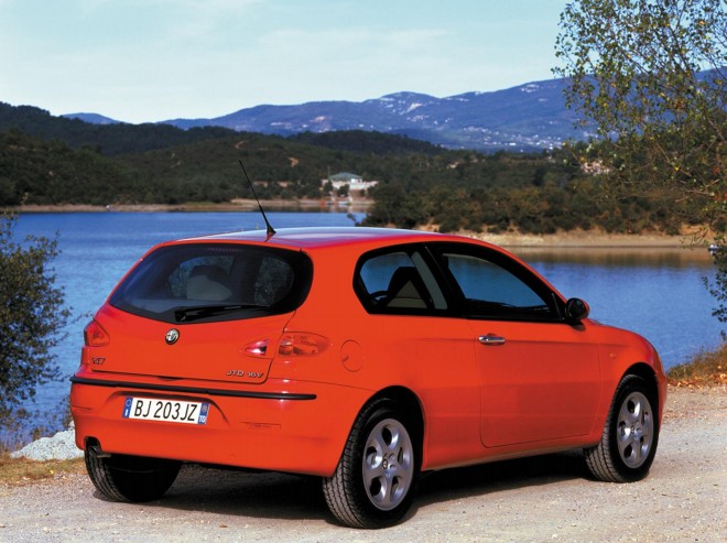 2002 Alfa Romeo 147 Wallpapers