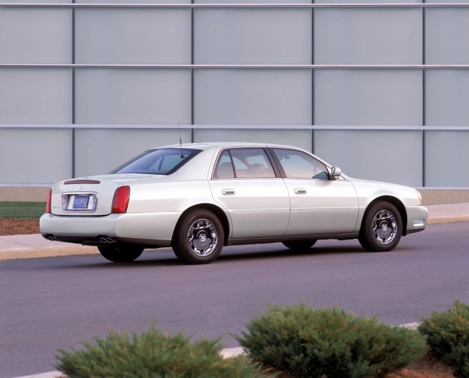 2002 Cadillac DeVille Wallpapers