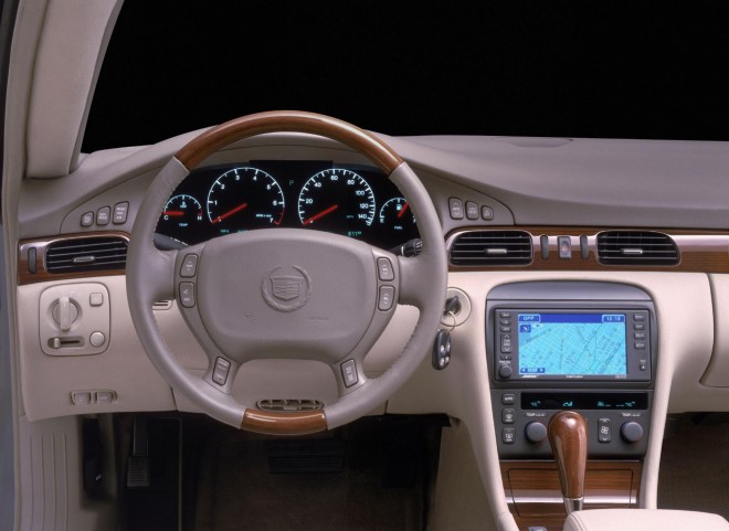 2003 Cadillac Seville Wallpapers