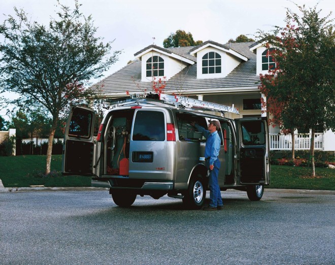 2003 GMC Savana Wallpapers