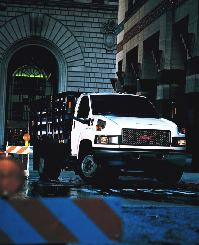 2003 GMC TopKick Wallpapers