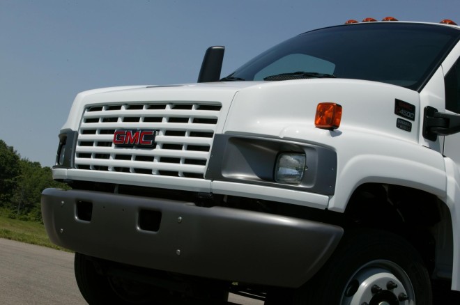 2003 GMC TopKick Wallpapers