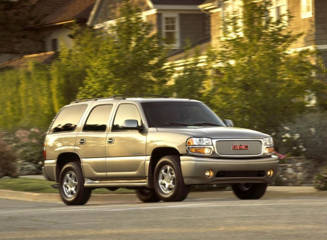 2003 GMC Yukon Wallpapers