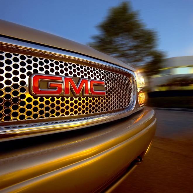 2003 GMC Yukon Wallpapers