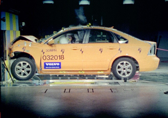 2003 Volvo S40 Wallpapers