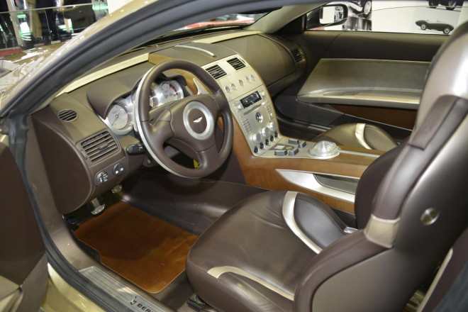2004 Aston Martin Vanquish Bertone Jet 2 Wallpapers