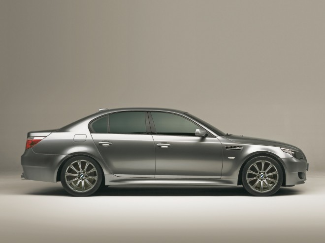 2004 BMW M5 Wallpapers