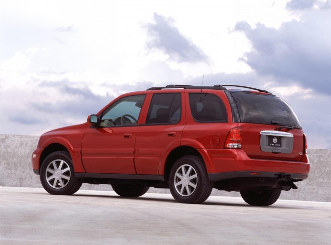 2004 Buick Rainier Wallpapers