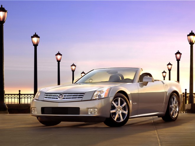 2004 Cadillac XLR Wallpapers