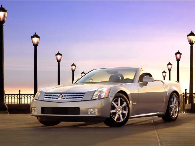 2004 Cadillac XLR Wallpapers