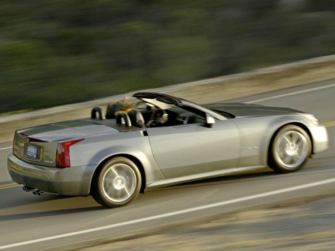 2004 Cadillac XLR Wallpapers