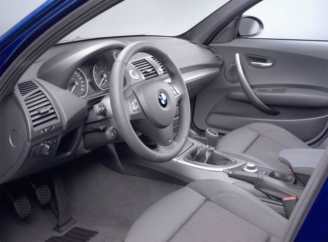 2005 BMW 1 Series Wallpapers