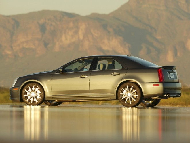 2005 Cadillac STS SAE 100 Wallpapers