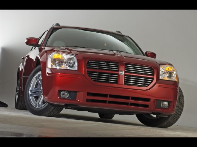 2005 Dodge Magnum Wallpapers