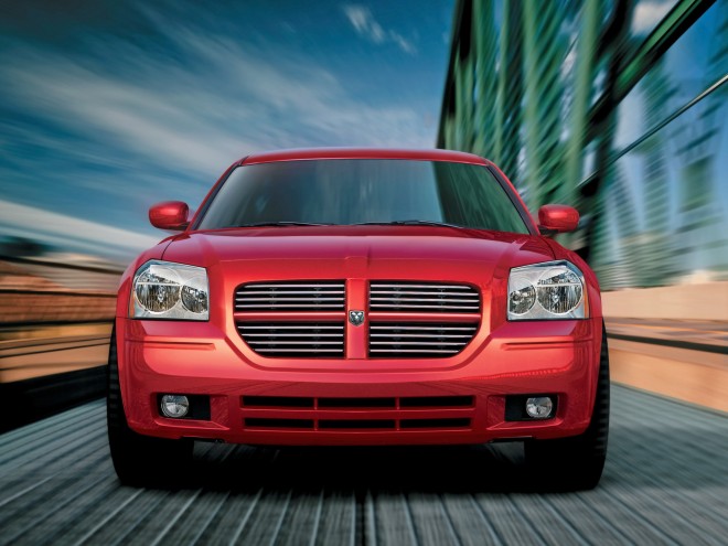 2005 Dodge Magnum Wallpapers